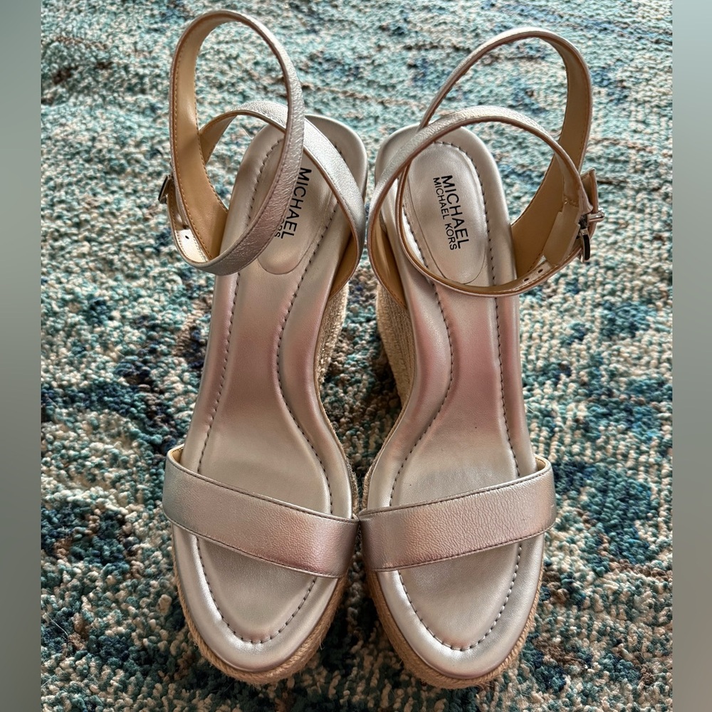 NEW! Michael Kors silver rhinestone sparkle and espadrille texture. Size 8.5